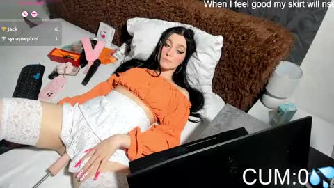 Snapshot of blancasuarez chatting on 09.17.25 MY VIDEOS THAT WILL MAKE YOU CUM - online show from 09.17.25