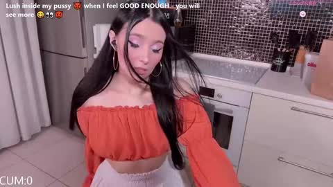 Snapshot of blancasuarez chatting on 10.05.25 MY VIDEOS THAT WILL MAKE YOU CUM - online show from 10.05.25