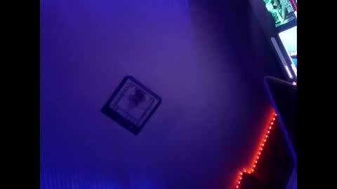 bleunuit43 online show from 10.12.25