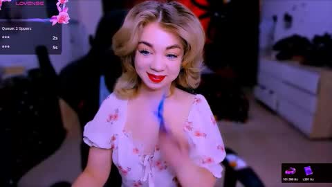 Nicole online show from 11.14.25