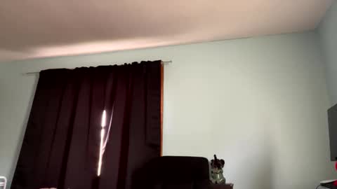 Snapshot of blissfulfoxtrot chatting on 04.16.26 Blissful Foxtrot online show from 04.16.26