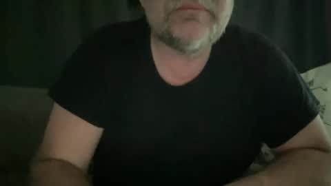 Snapshot of bllyidol chatting on 12.19.24 BlIdoL online show from 12.19.24