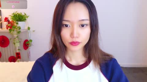 YoYo online show from 04.12.26