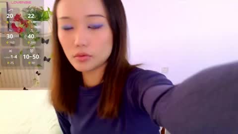 Snapshot of blon_kater chatting on 05.08.26 YoYo online show from 05.08.26