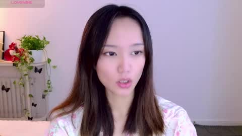 Snapshot of blon_kater chatting on 05.20.26 YoYo online show from 05.20.26