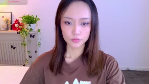 Snapshot of blon_kater chatting on 05.23.26 YoYo online show from 05.23.26
