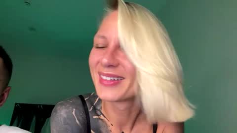 Snapshot of blonde_fuck_couple chatting on 05.31.26 blonde_fuck_couple online show from 05.31.26