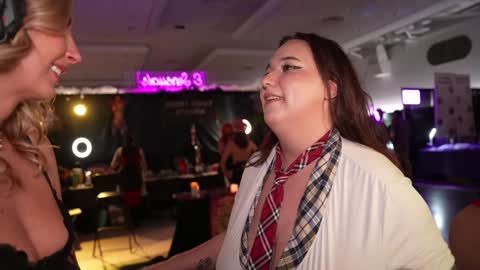 blondefoxsilverfox online show from 02.01.25