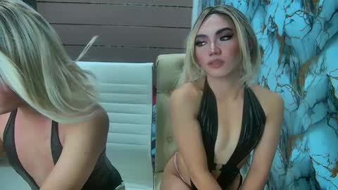 Snapshot of blondina_twinx chatting on 05.11.26 blondina_twinx online show from 05.11.26