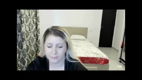 blondysarah online show from 02.23.26