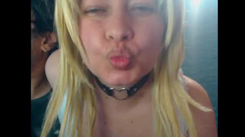 Snapshot of blontsex chatting on 06.04.26 Blontsex online show from 06.04.26