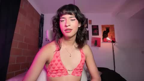 Bella Bloom ts online show from 03.26.26