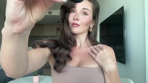 Emma Bloom online show from 05.28.26