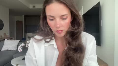 Emma Bloom online show from 05.30.26