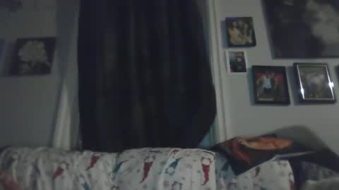 Snapshot of blowme19866 chatting on 01.22.25 blowme19866 online show from 01.22.25