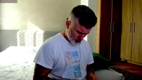 Snapshot of blowmyxxl chatting on 02.26.25 Nico online show from 02.26.25