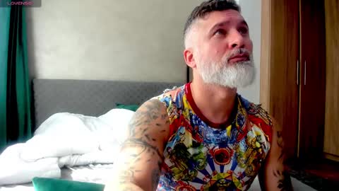 Snapshot of blowmyxxl chatting on 03.07.25 Nico online show from 03.07.25