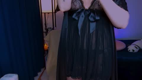 Snapshot of blue_bonnie_larsson chatting on 01.19.25 Bonnie fon tease online show from 01.19.25