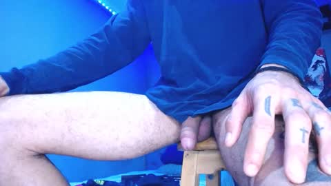 Snapshot of blue_morningstar chatting on 02.02.26 bunbury online show from 02.02.26