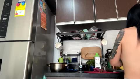 Alice bleu for friends  online show from 02.13.26