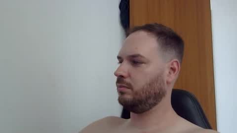 Snapshot of bluec2c chatting on 10.15.25 Blue online show from 10.15.25