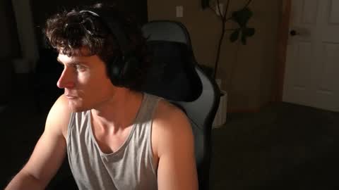 Snapshot of bluecoffee chatting on 03.02.26 bluecoffee online show from 03.02.26