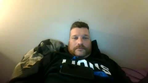 Snapshot of bluedemoneyes1986 chatting on 02.22.25 bluedemoneyes1986 online show from 02.22.25