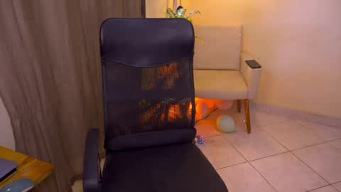 FLORAA online show from 05.09.26