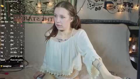 Snapshot of bluegelato chatting on 05.14.26 Mila online show from 05.14.26