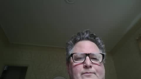 Snapshot of bluemoose70 chatting on 11.01.25 bluemoose70 online show from 11.01.25