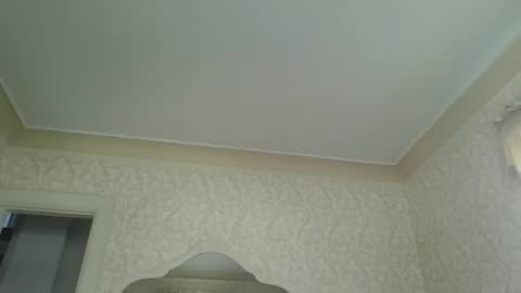 Snapshot of bluemoose70 chatting on 11.04.25 bluemoose70 online show from 11.04.25