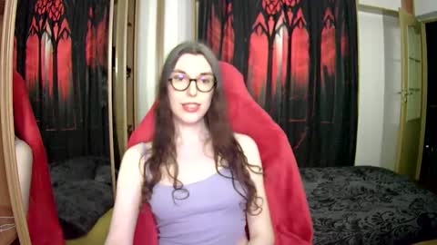 Snapshot of bluerose98 chatting on 01.10.25 Bluerose online show from 01.10.25