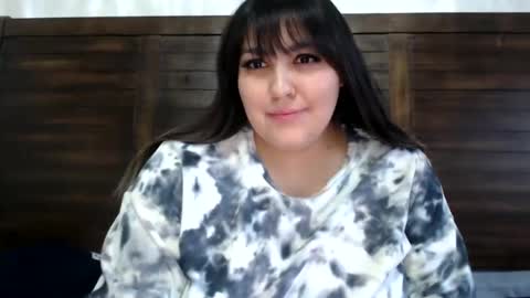 Snapshot of bluesetsuka chatting on 01.01.25 Blue online show from 01.01.25