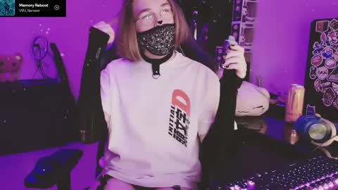 Snapshot of bluespanking chatting on 01.06.26 Blue online show from 01.06.26