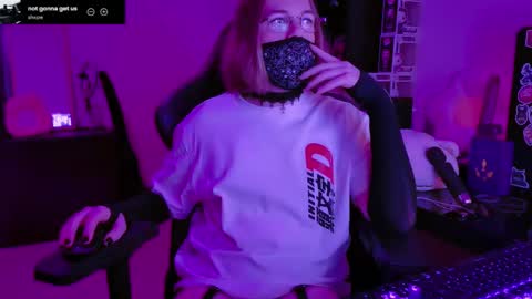 Snapshot of bluespanking chatting on 01.06.26 Blue online show from 01.06.26