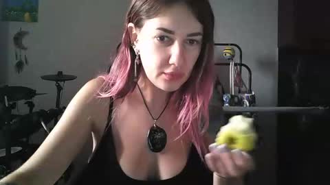 Snapshot of bluexowl chatting on 09.09.25 BlueXOwl online show from 09.09.25