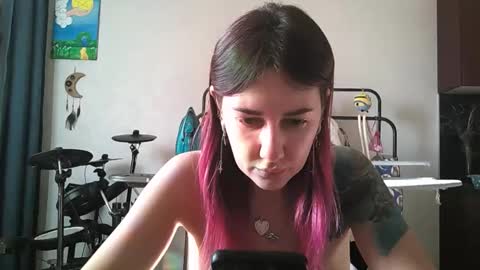 Snapshot of bluexowl chatting on 09.15.25 BlueXOwl online show from 09.15.25