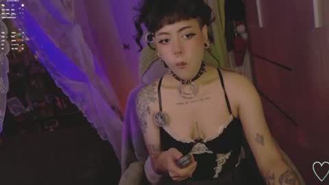   Im Nym  Justa nymph on twitter and IG online show from 05.25.26