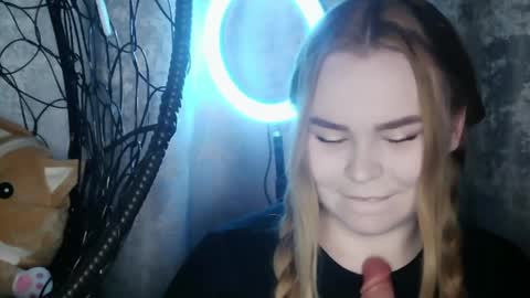 blushing_star online show from 04.11.26