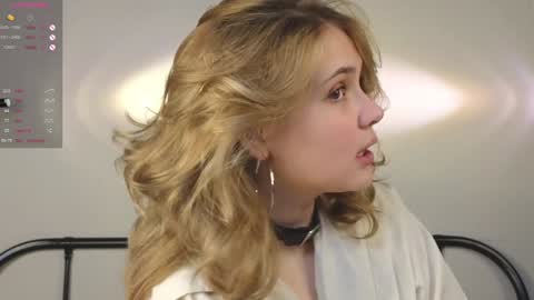 Snapshot of blytheaven chatting on 12.09.24 Erica online show from 12.09.24