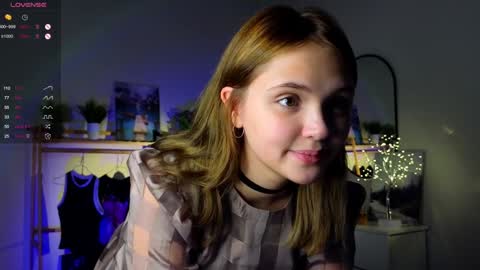 Snapshot of blytheaven chatting on 02.04.25 Erica online show from 02.04.25