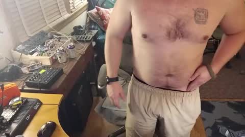 Snapshot of bnitehawk1234 chatting on 10.29.25 harry cockins online show from 10.29.25