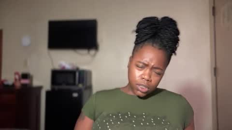       online show from 09.18.25