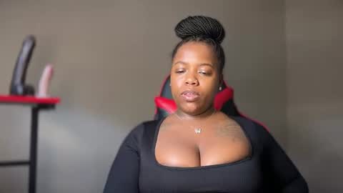 Snapshot of bnwo_goddess chatting on 06.17.26 online show from 06.17.26