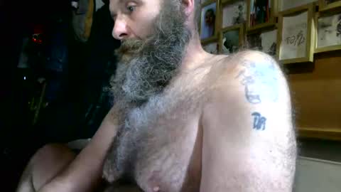 Snapshot of boatfun56 chatting on 10.30.25 boatfun56 online show from 10.30.25