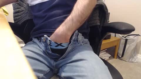 Snapshot of bobbuild chatting on 05.19.26 bobbuild online show from 05.19.26