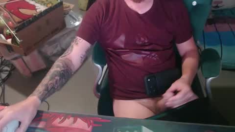 Snapshot of bobby12395 chatting on 11.02.25 Big dick energy online show from 11.02.25