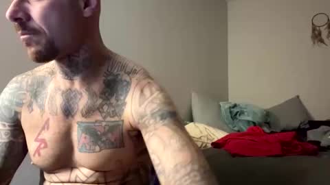 Snapshot of bodyart85_19 chatting on 03.09.25 Bodyart85 19 online show from 03.09.25