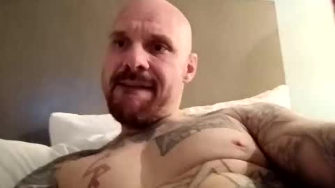 Snapshot of bodyart85_19 chatting on 11.03.25 Bodyart85 19 online show from 11.03.25