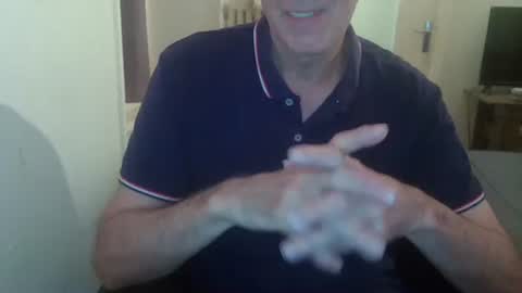 Snapshot of bogus25 chatting on 05.25.26 bogus25 online show from 05.25.26
